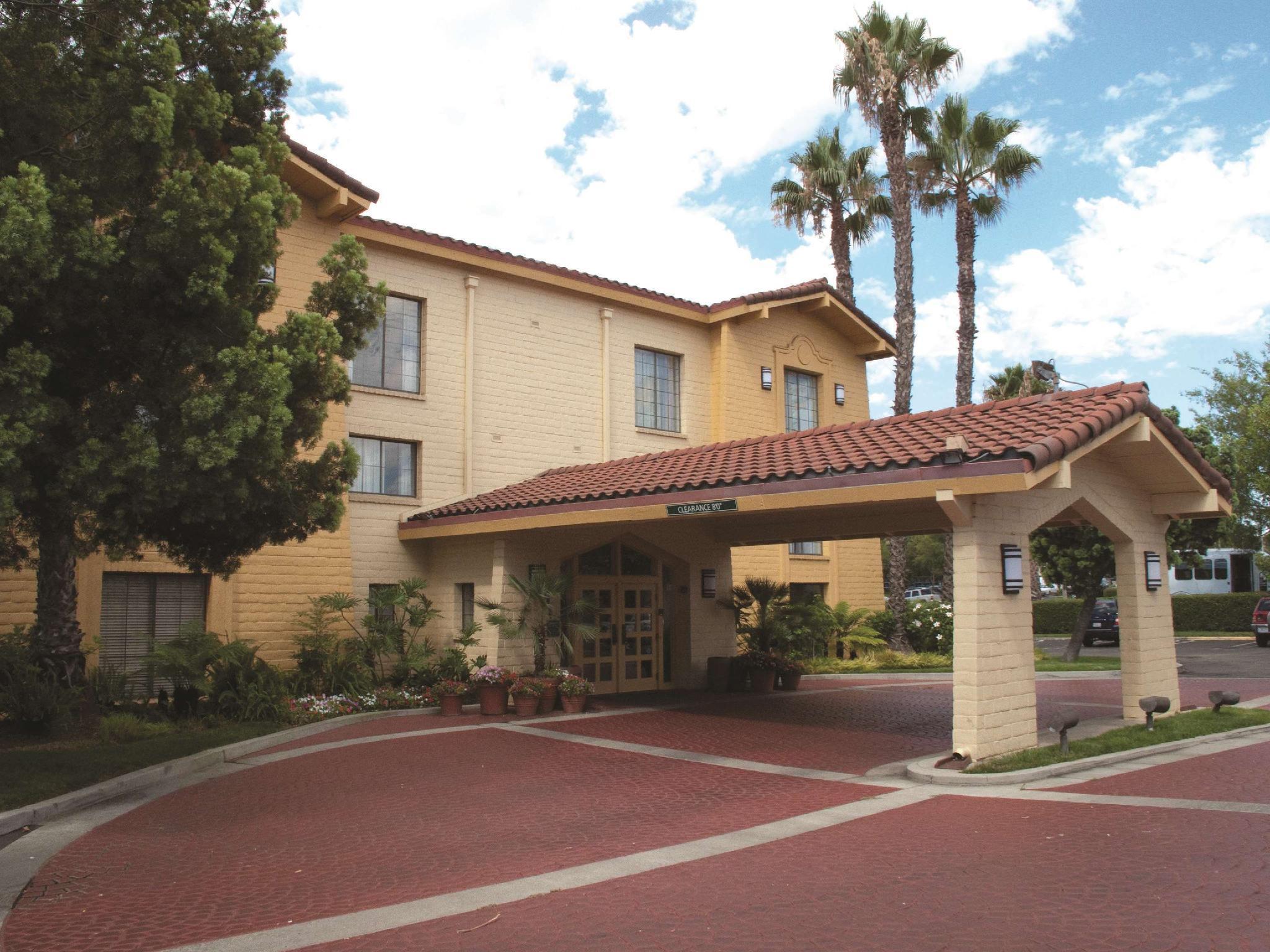 Days Inn By Wyndham San Diego Vista Exterior foto